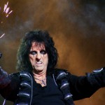 Alice_Cooper_Manchester_2011